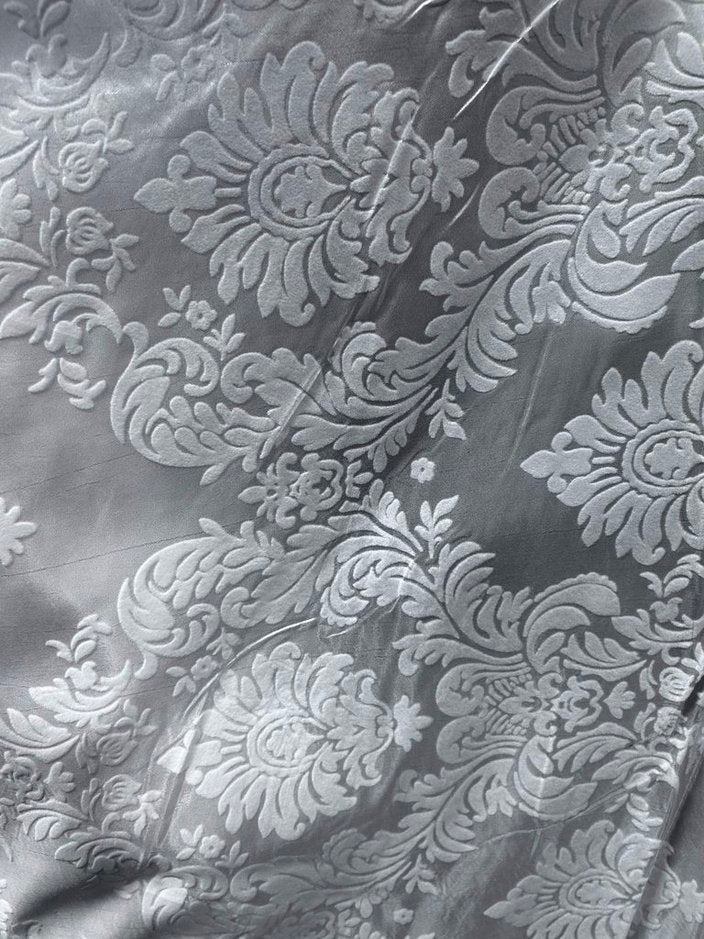 Overlay 60 by 60'' Damask Flocking Taffeta