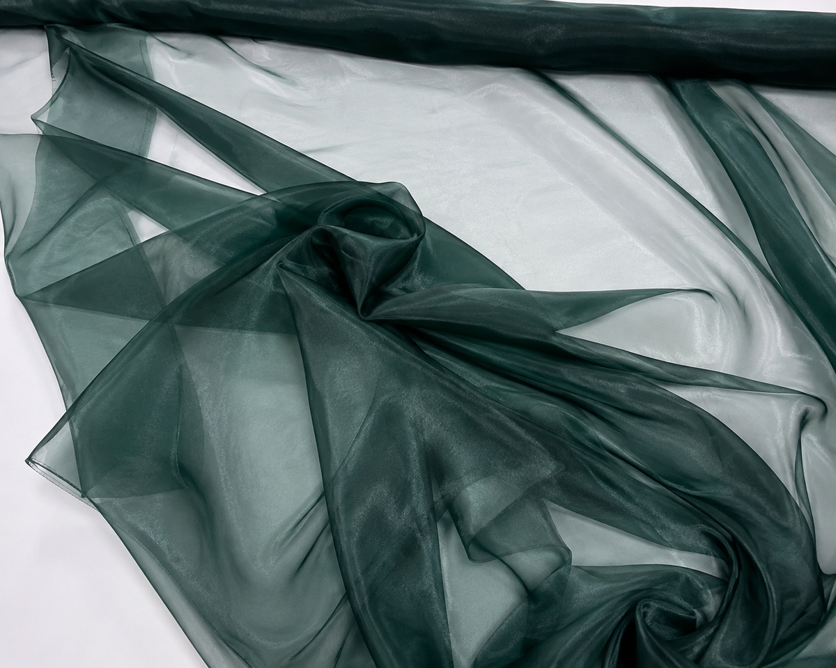 Roll of Organza Fabric 100 Yard Continuous Pieces – Sheer, Crisp & Elegant for Weddings