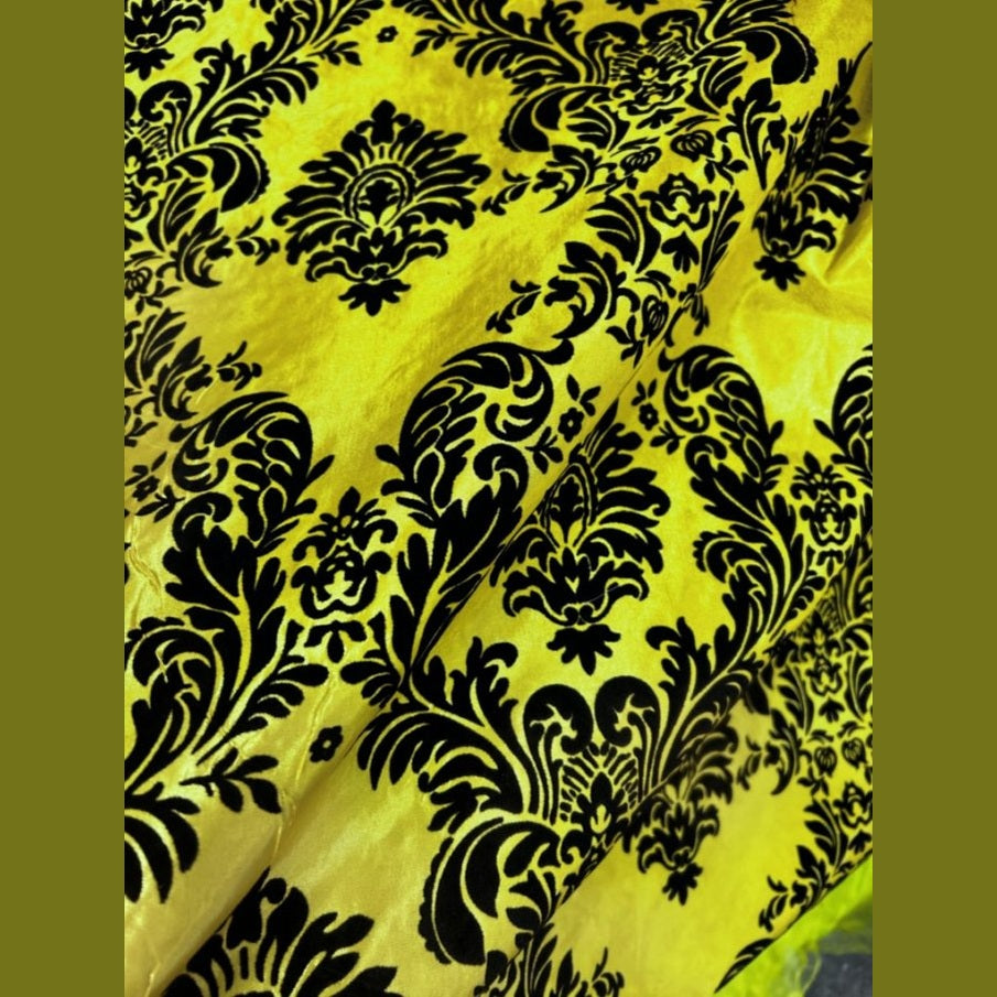 Round Tablecloth  Damask Flocking Taffeta 108'' Round - New Star Fabrics