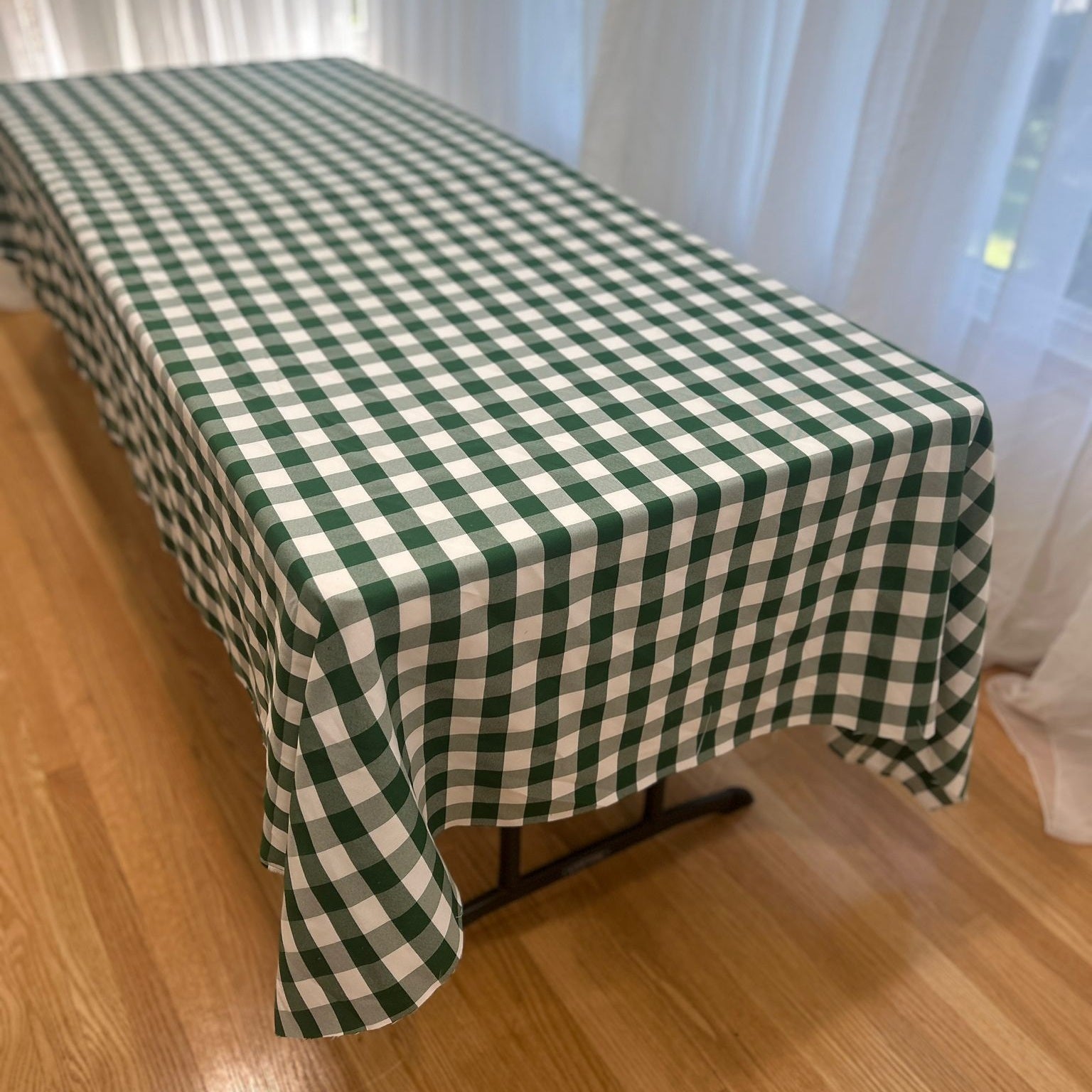Gingham Checkered Poly Poplin Tablecloth 60 x 120 Inch