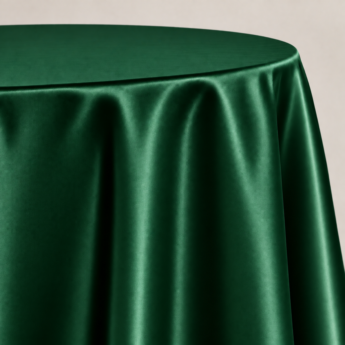 Bridal Satin 120-Inch Round Polyester Tablecloth – Made in USA