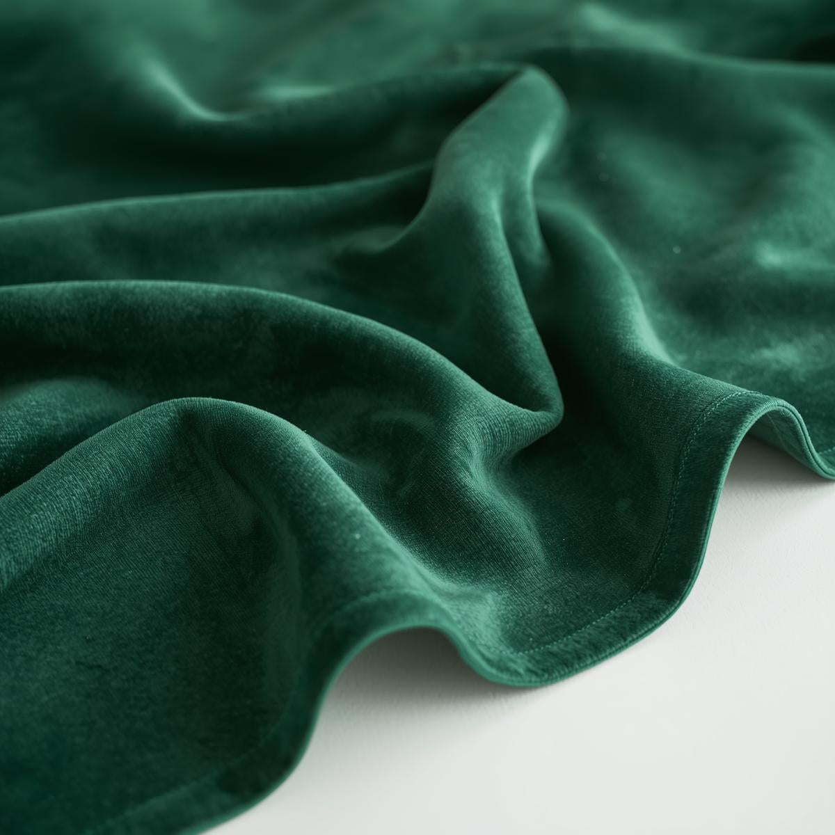 Velvet Fabric 50 Yard Continuous Pieces Roll – Luxury Draping & Wedding Backdrop Fabric (+12 Colors) | Wholesale Free Shipping